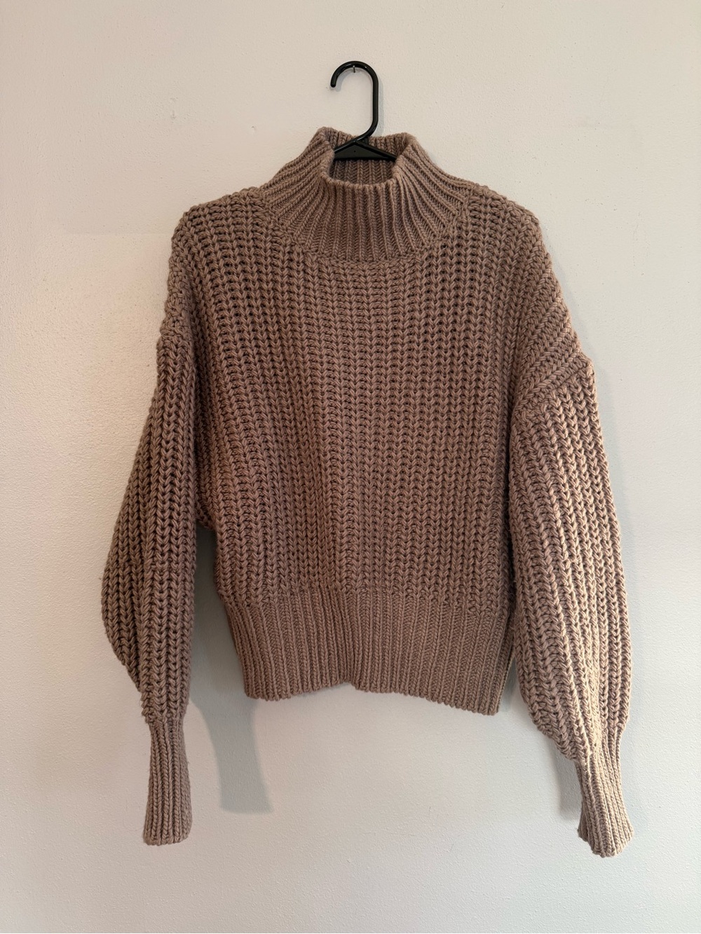 H&M Taupe Chunky Knit Mock Neck Balloon Sleeve Sweater Size M